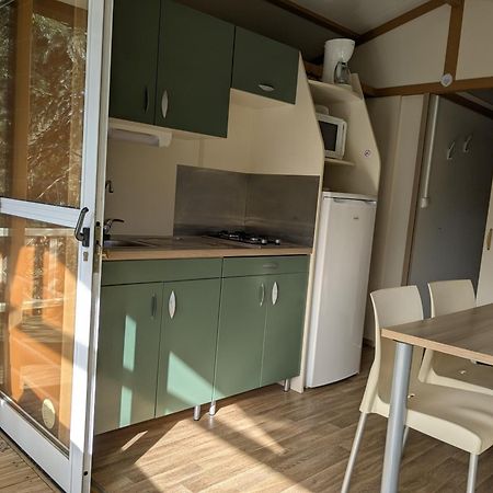 Camping Les Berges Du Doux Colombier-le-Vieux Exterior foto