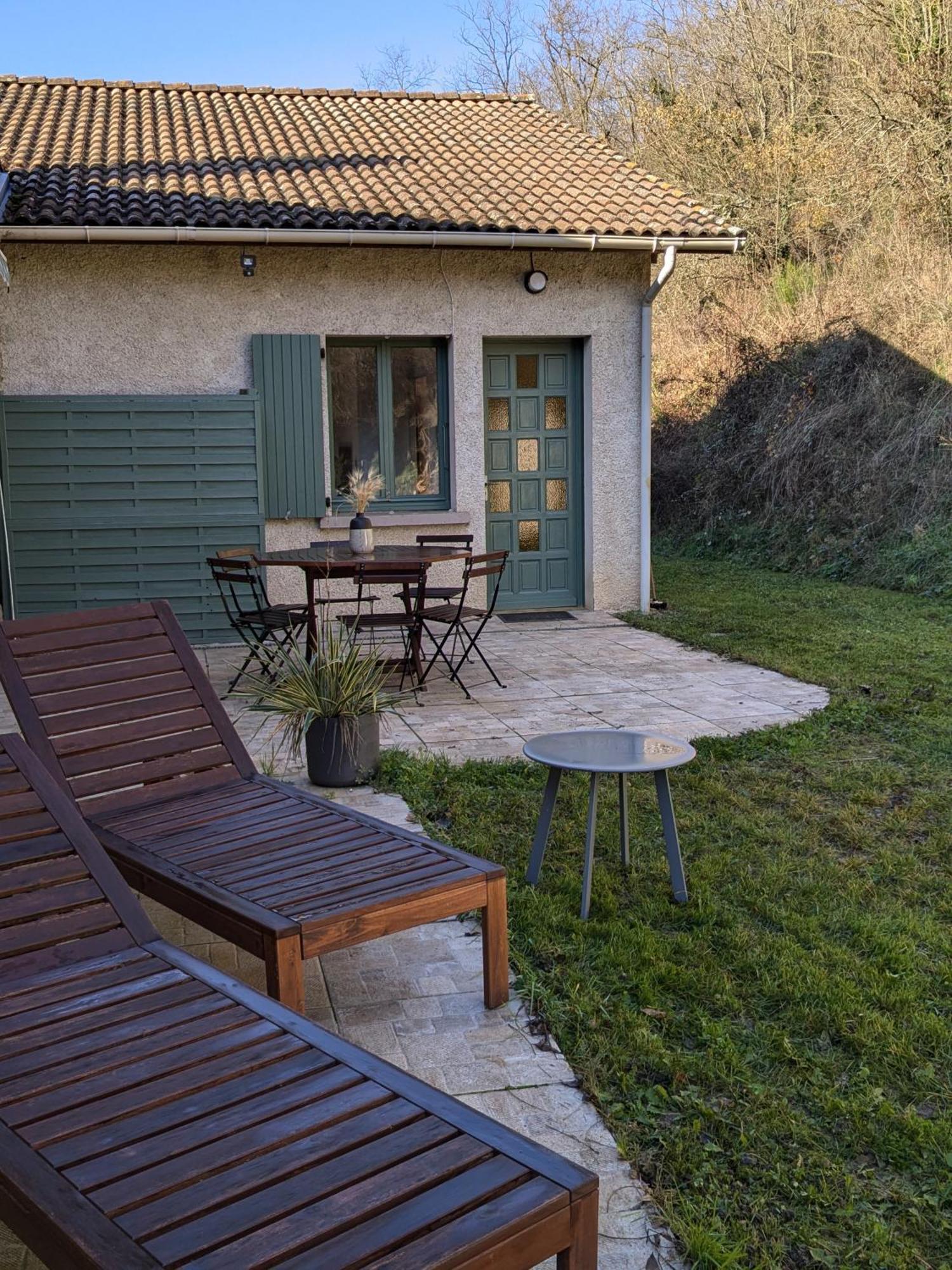 Camping Les Berges Du Doux Colombier-le-Vieux Exterior foto